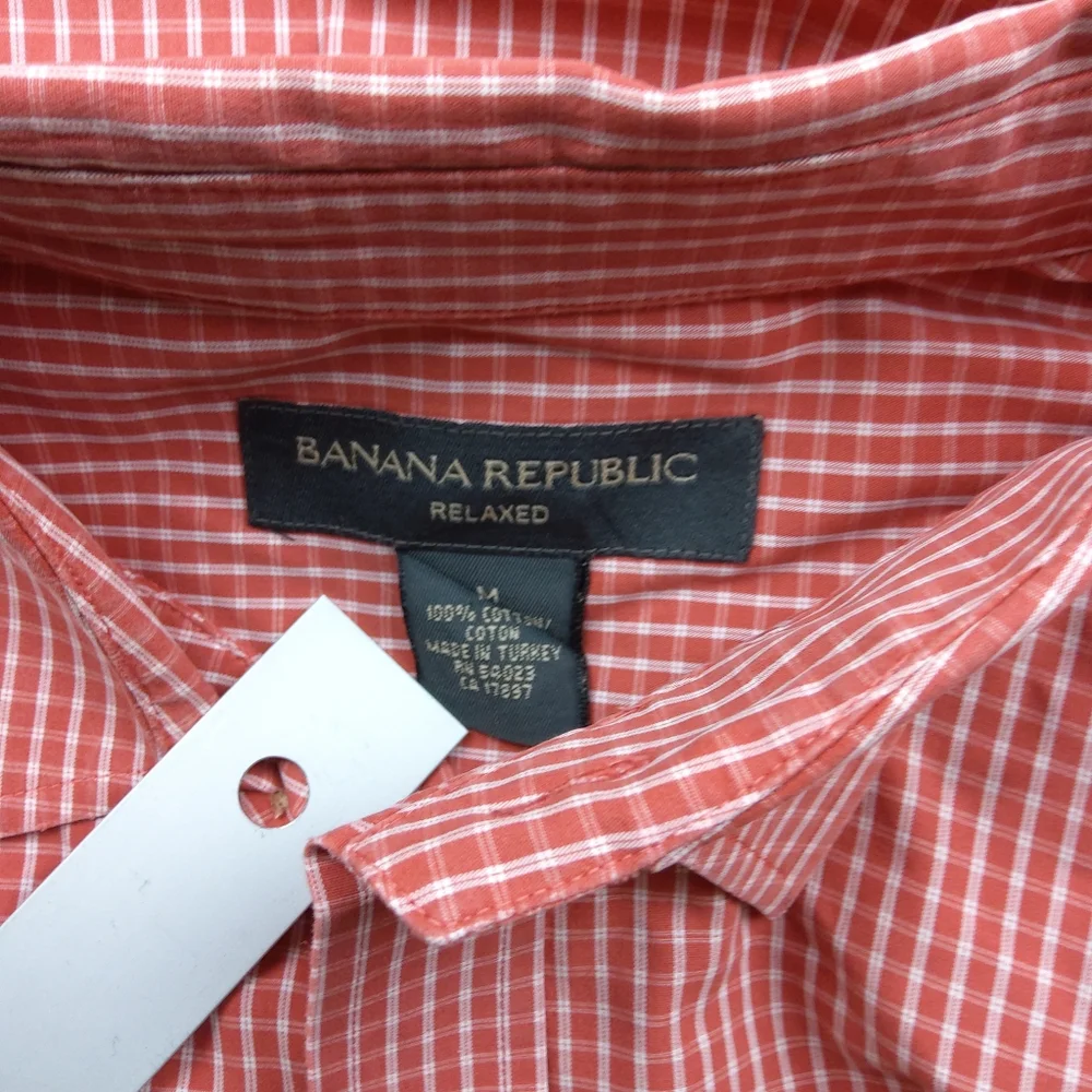 Banana Republic Relaxed Fit Button Down Shirt, Lt. Red/White Check Pattern, Sz M